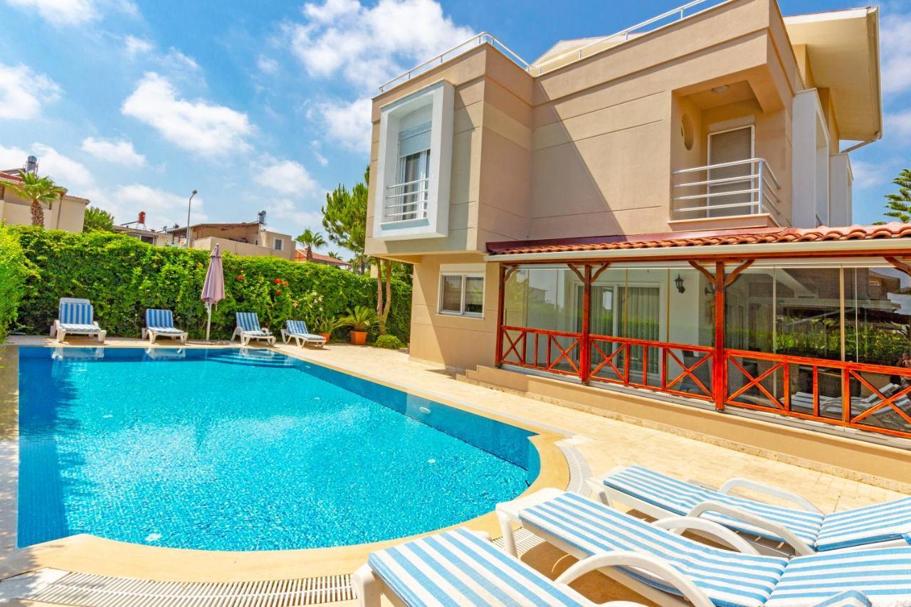 Paradise Town Villa Premium 贝莱克 外观 照片