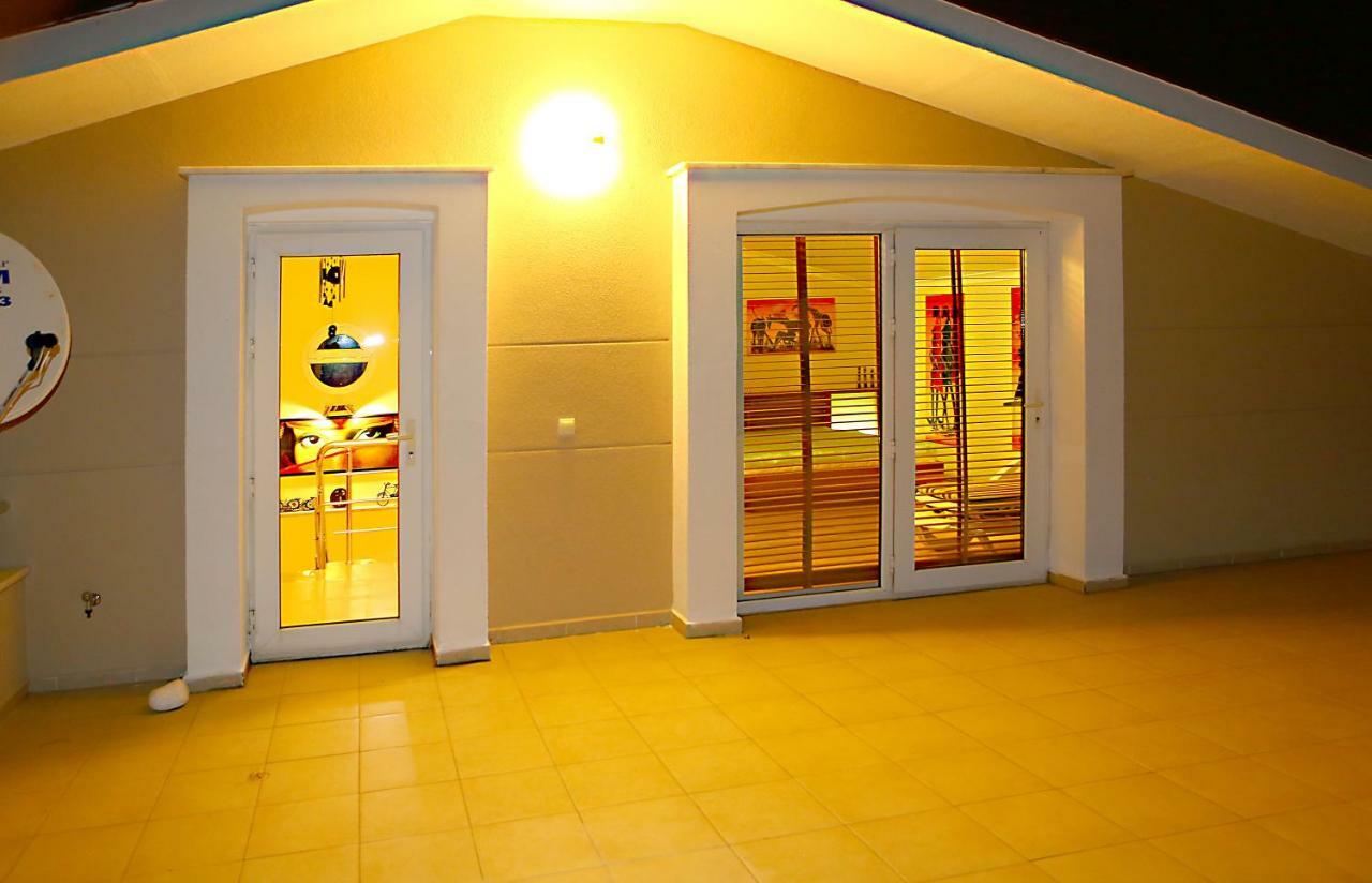 Paradise Town Villa Premium 贝莱克 外观 照片